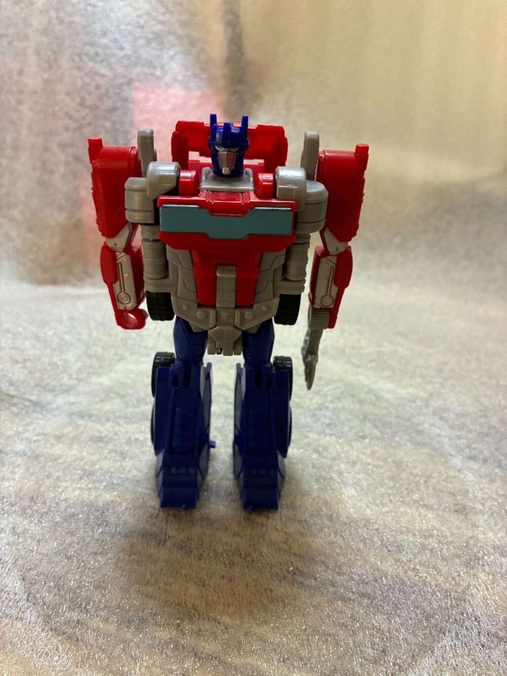 Transformers Cyberverse Optimus Prime Action Figure